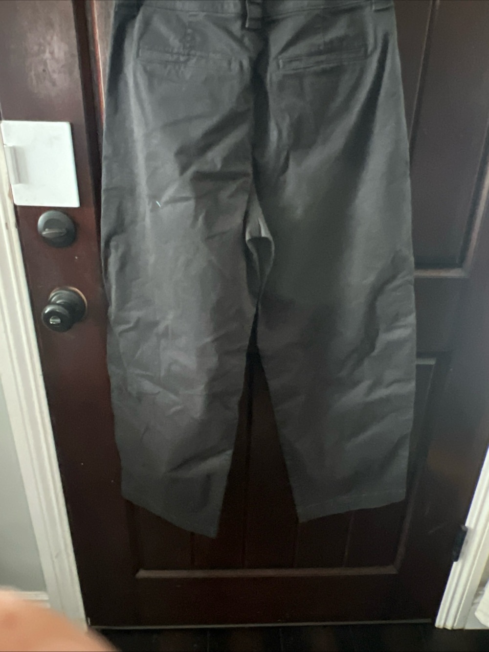 Madewell the barrel leg chino pant comfort stretch In pepper - Picture 6 of 6